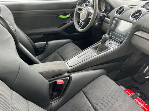 Used 2025 Porsche 718 Cayman GT4 RS image 15