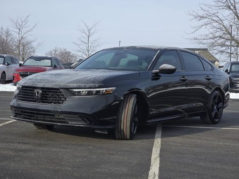 Used 2023 Honda Accord Sport image 15