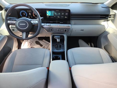 New 2026 Hyundai Kona SE image 10