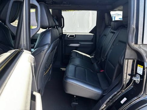 Used 2023 Ford Bronco Badlands AWD/4WD image 9