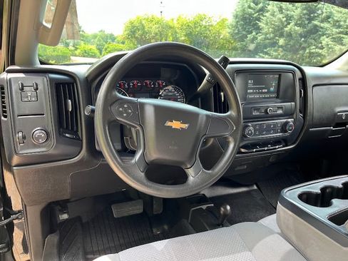 Used 2019 Chevrolet Silverado 2500 W/T w/ WT Convenience Package AWD/4WD image 10