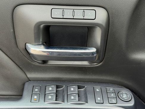 Used 2017 Chevrolet Silverado 1500 LTZ Z71 w/ LTZ Plus Package image 18