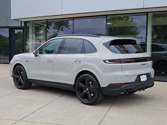 New 2026 Porsche Cayenne E-Hybrid AWD/4WD video 3