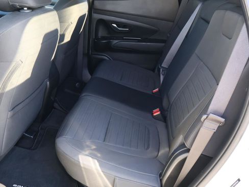 Used 2022 Hyundai Santa Cruz SEL Premium image 22