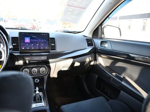 Used 2012 Mitsubishi Lancer Evolution MR image 17