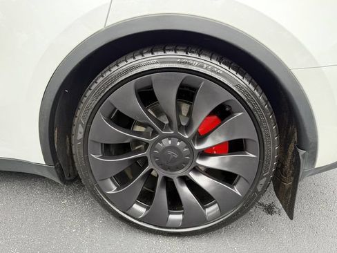Used 2023 Tesla Model Y Performance AWD/4WD image 45