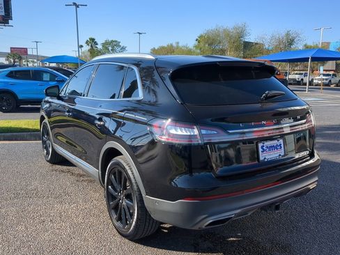 Used 2020 Lincoln Nautilus Reserve w/ Equipment Group 201A image 3