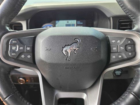 Used 2023 Ford Bronco Black Diamond AWD/4WD image 34