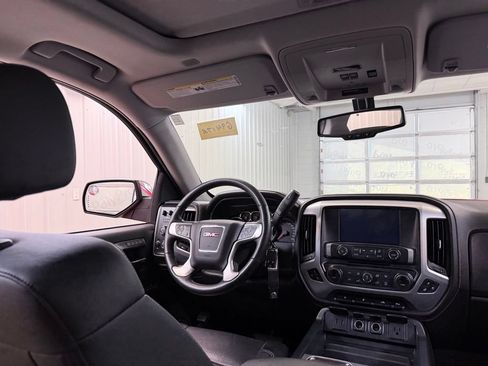 Used 2017 GMC Sierra 1500 SLT w/ SLT Premium Package AWD/4WD image 28
