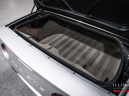 Used 1999 Chevrolet Corvette Convertible w/ Memory Pkg image 31