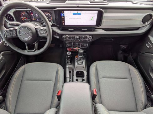 New 2026 Jeep Gladiator Sport image 15