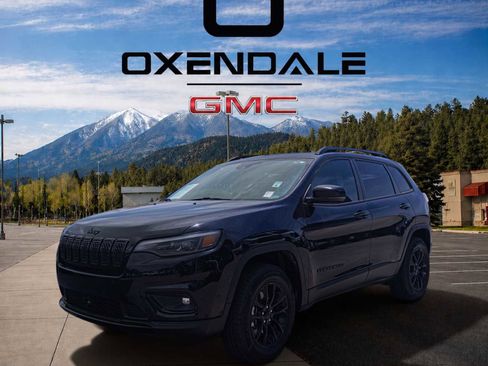 Used 2023 Jeep Cherokee Altitude Lux AWD/4WD image 6