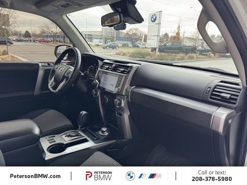 Used 2022 Toyota 4Runner SR5 image 18
