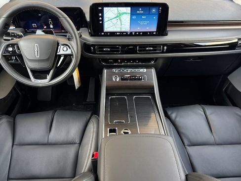 New 2026 Lincoln Aviator Reserve image 12