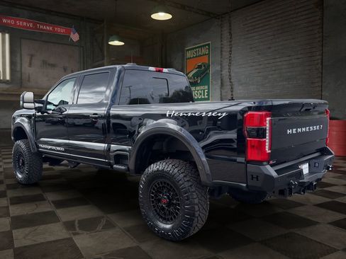 New 2026 Ford F250 Lariat w/ Black Appearance Package AWD/4WD image 4