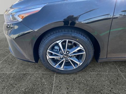 Used 2024 Kia Forte LXS FWD image 14