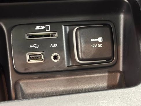 Used 2016 Jeep Cherokee High Altitude image 28