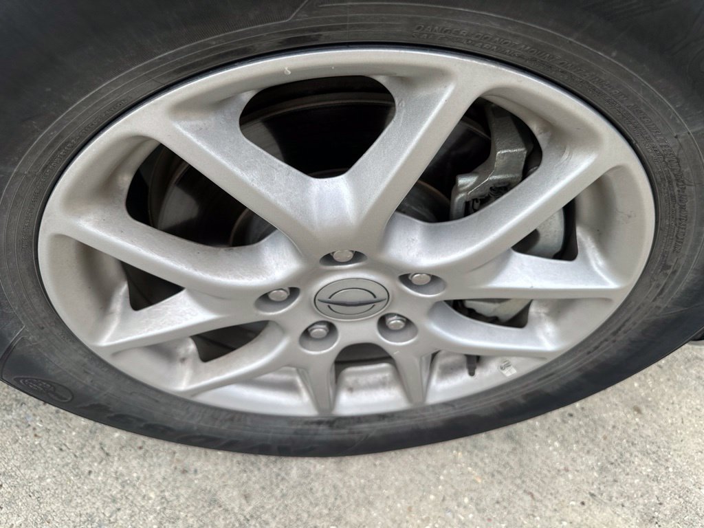 Used 2024 Chrysler Pacifica Touring-L FWD image 39