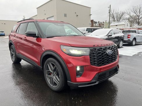 New 2026 Ford Explorer ST image 2