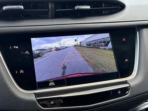 Certified 2023 Cadillac XT6 Luxury image 29