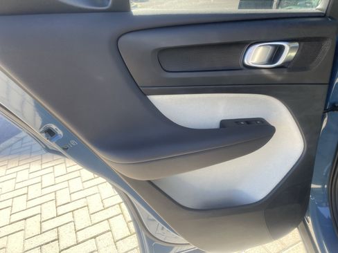 New 2025 Volvo XC40 B5 Plus w/ Protection Package Premier image 11