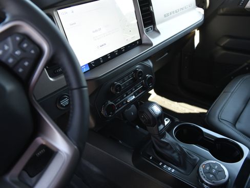 New 2026 Ford Bronco Outer Banks image 22