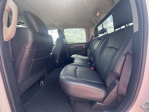 Used 2018 RAM 2500 Laramie w/ Sport Appearance Group AWD/4WD image 14