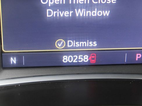 Used 2019 Chevrolet Equinox Premier FWD image 22