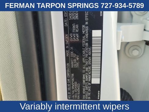 Certified 2023 Volvo XC60 B5 Plus w/ Climate Package image 23