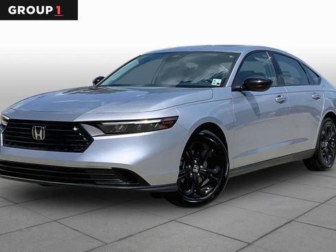Certified 2025 Honda Accord SE image 1