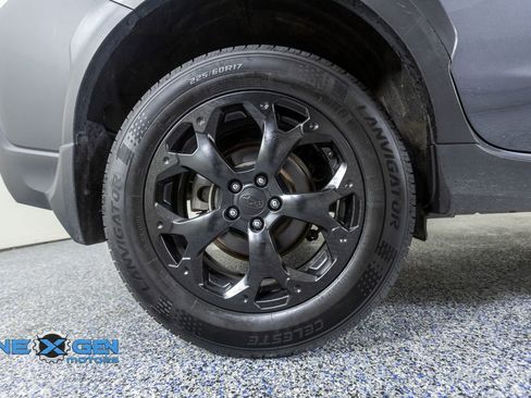 Used 2022 Subaru Crosstrek 2.5i Sport w/ Moonroof Package AWD/4WD image 47