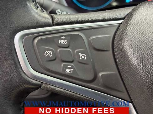 Used 2018 Chevrolet Equinox LT w/ Sun & Infotainment Package image 40