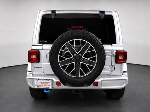 Used 2024 Jeep Wrangler High Altitude AWD/4WD image 5
