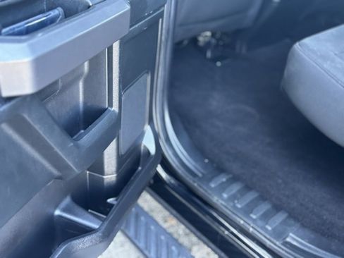 Used 2018 Ford F150 XLT w/ Equipment Group 302A Luxury image 33