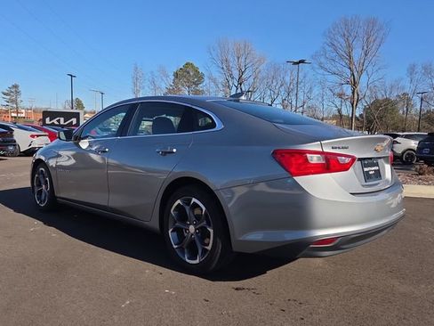 Used 2023 Chevrolet Malibu LT image 3