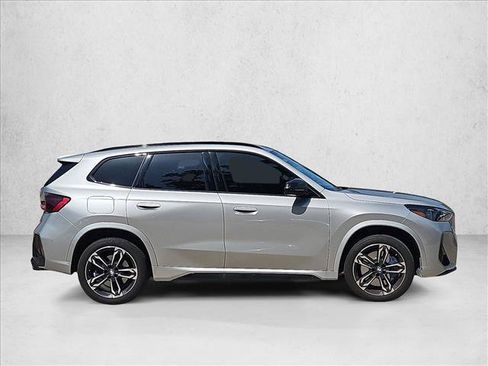 Used 2025 BMW X1 M35i w/ Shadowloine Package AWD/4WD image 4