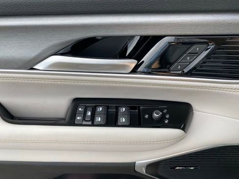 New 2026 Jeep Grand Wagoneer 4WD w/ Premium Group I image 24