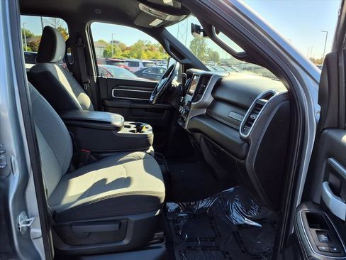 Used 2024 RAM 2500 Big Horn image 24
