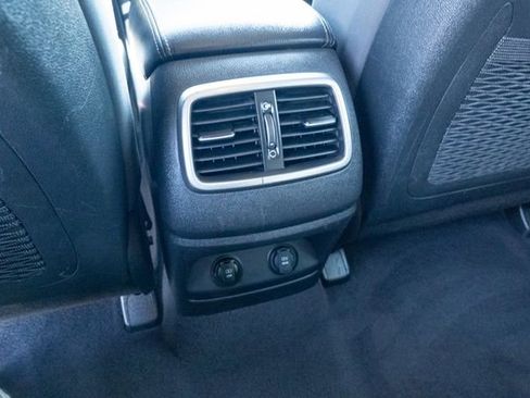 Used 2017 Kia Sorento LX w/ LX Convenience Package image 35