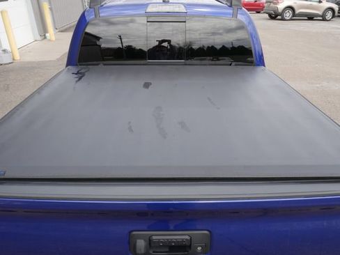 Used 2023 Toyota Tacoma SR5 w/ Technology Package image 8