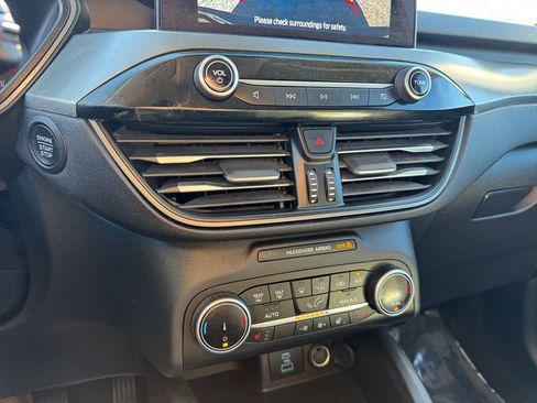 Certified 2023 Ford Escape Active image 40