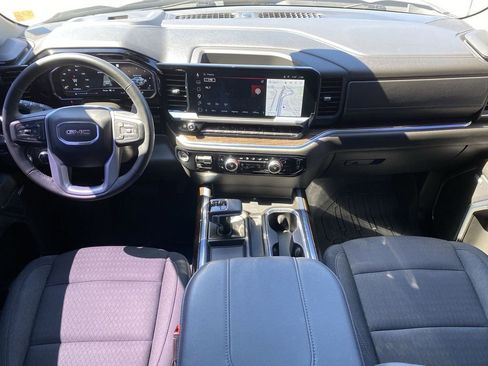 Used 2024 GMC Sierra 1500 Elevation w/ Preferred Package image 20