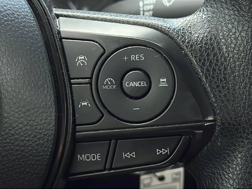 Used 2024 Toyota Corolla LE FWD image 19