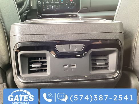 Used 2024 GMC Sierra 2500 AT4 w/ AT4 Premium Plus Package image 19