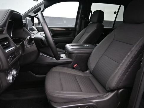 Certified 2023 GMC Yukon SLE w/ Gmc Pro Safety Plus Package AWD/4WD image 10