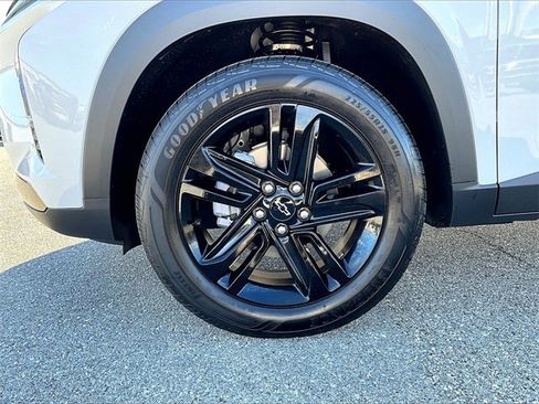 New 2026 Chevrolet Trax ACTIV w/ Sunroof Package image 7