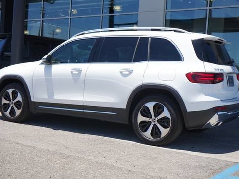 Used 2026 Mercedes-Benz GLB 250 image 6
