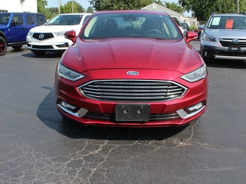 Used 2017 Ford Fusion SE w/ Fusion SE Technology Package AWD/4WD image 13