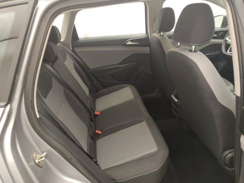 Used 2023 Volkswagen Taos S FWD image 19