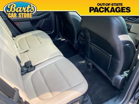 Used 2022 Ford Escape SEL FWD image 12